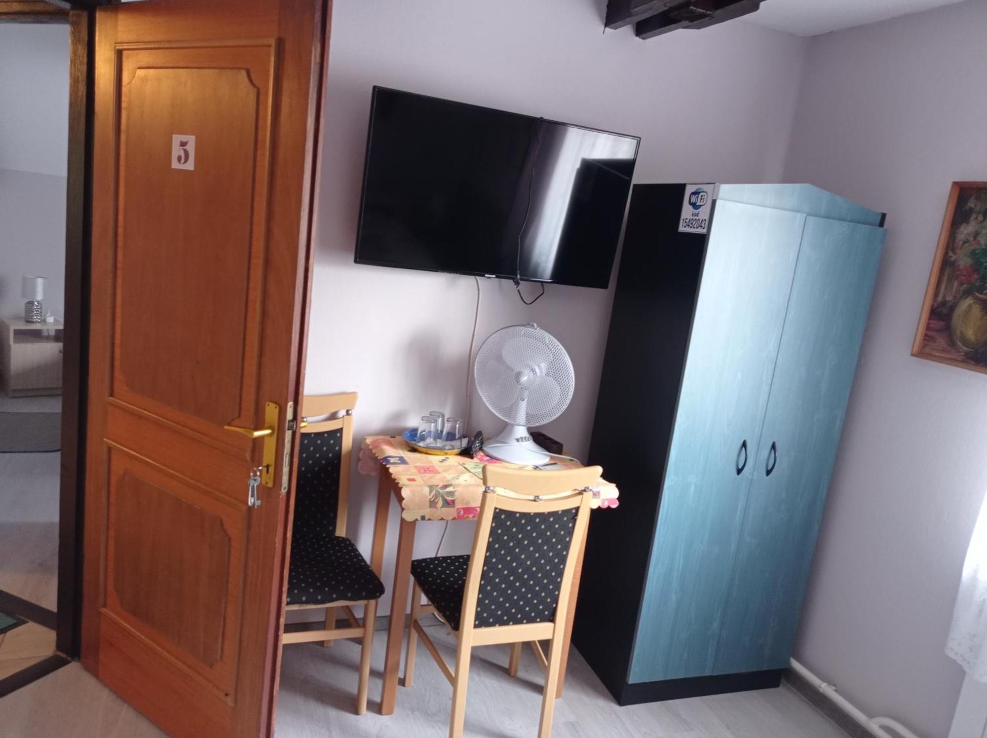 Hotel Partifecske Vendeghaz Tiszafüred Exteriér fotografie