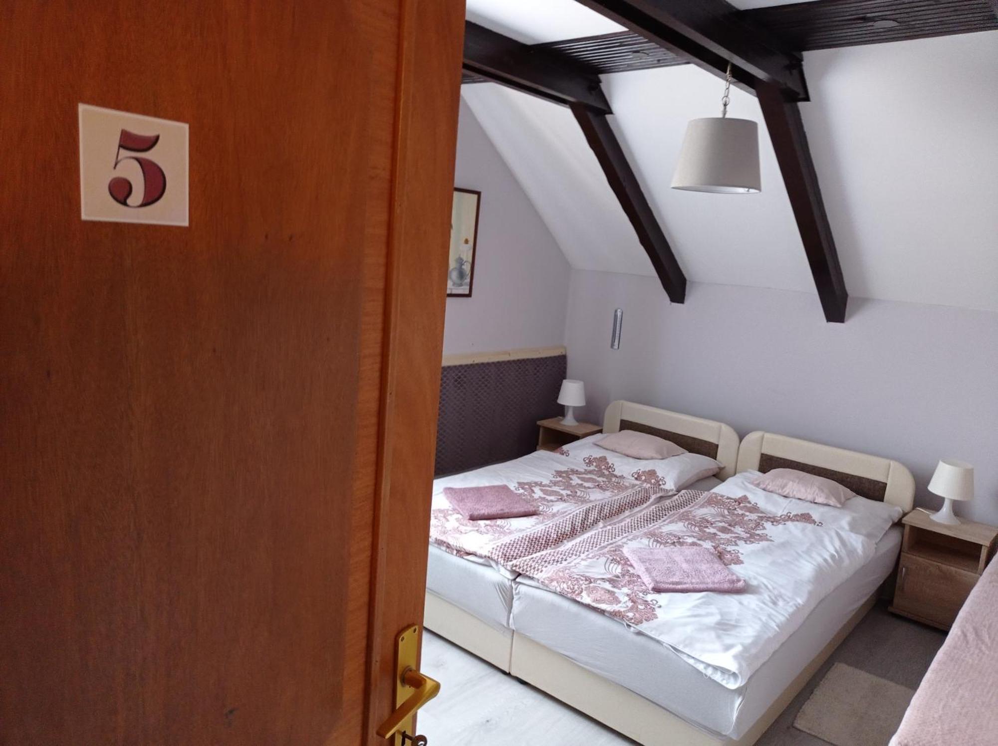 Hotel Partifecske Vendeghaz Tiszafüred Exteriér fotografie