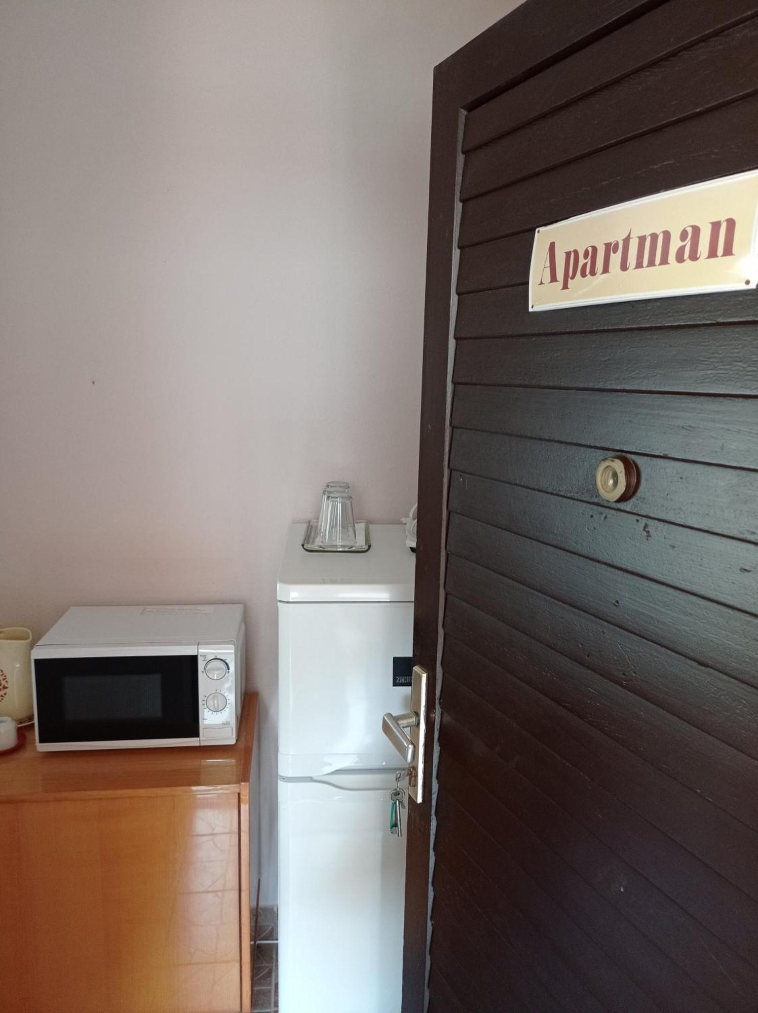 Hotel Partifecske Vendeghaz Tiszafüred Exteriér fotografie